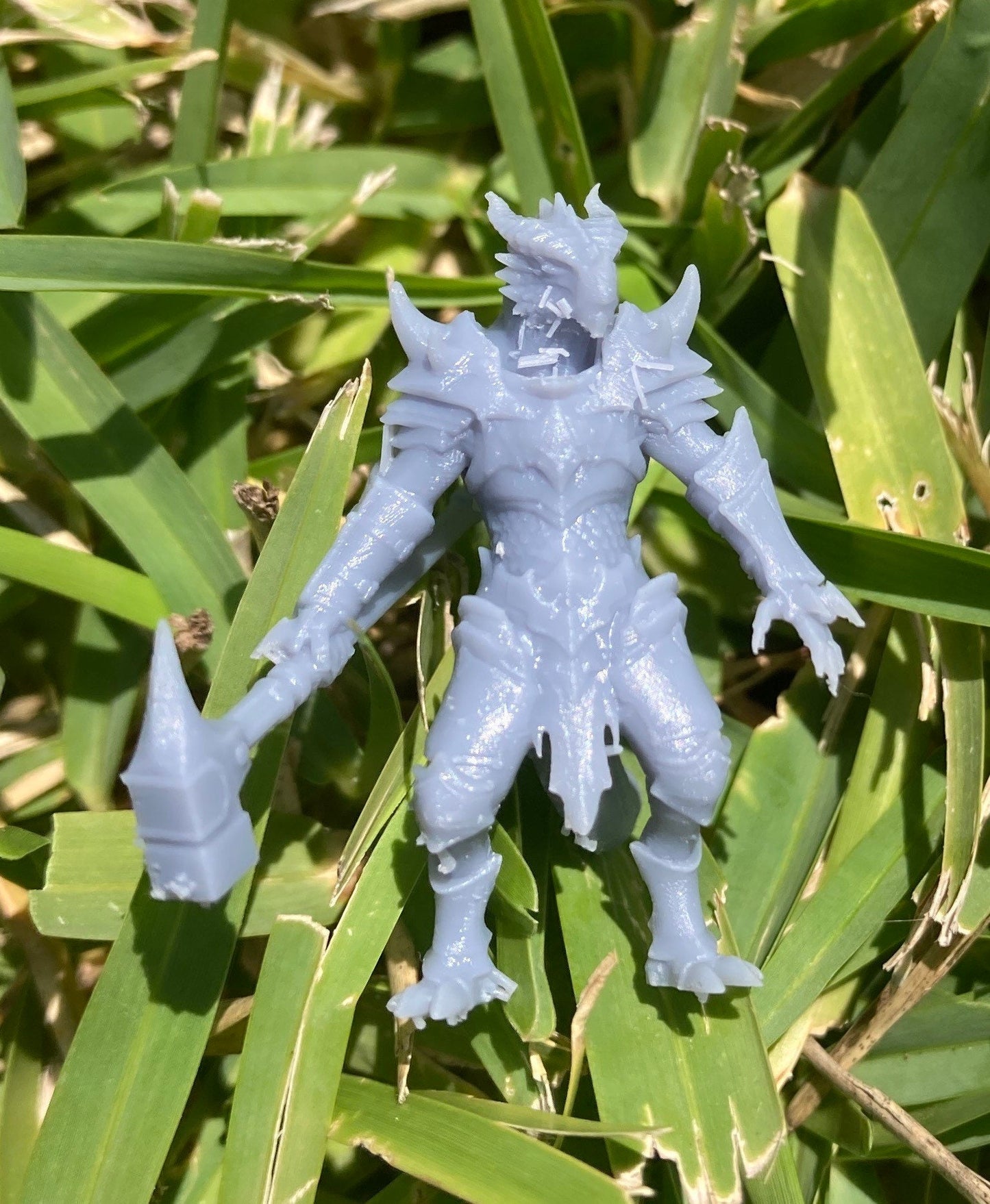 Dragonborn Warrior (2 Variants Available) - Epic Miniatures