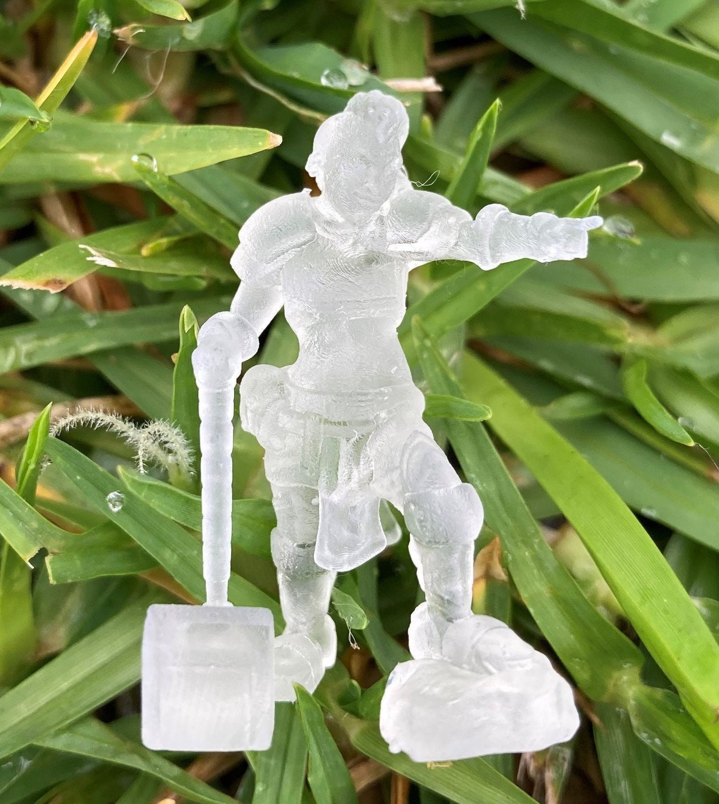 Dwarven War Maiden (4 Variants) - Epic Miniatures