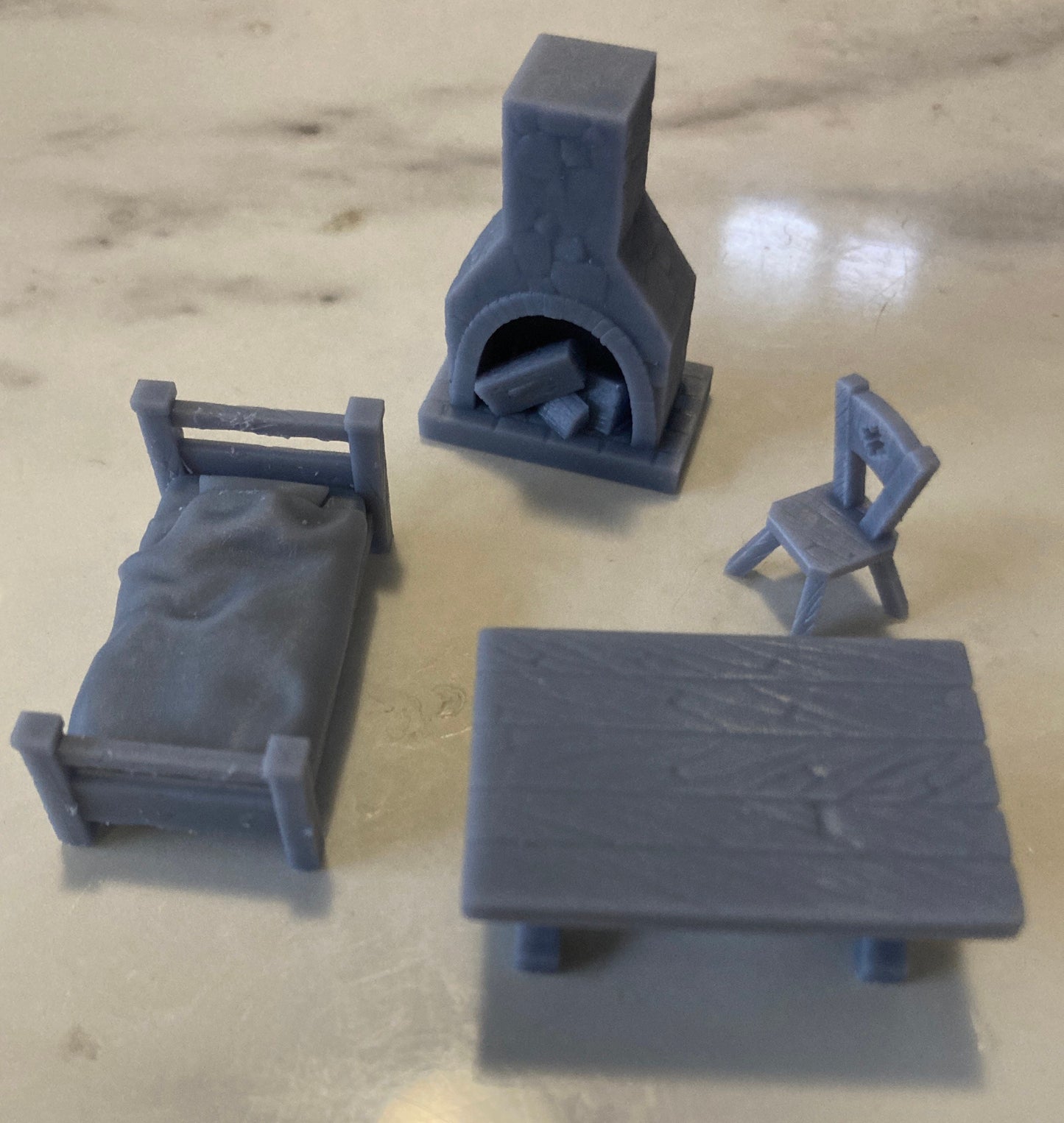 Props for Hunting Lodge - Epic Miniatures