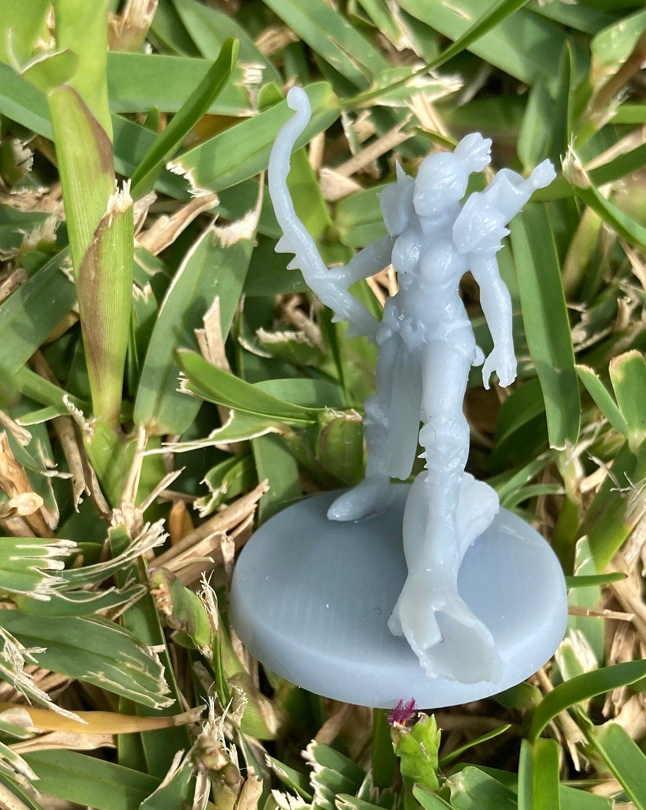 Orc Female Warrior (3 Variants) - Epic Miniatures