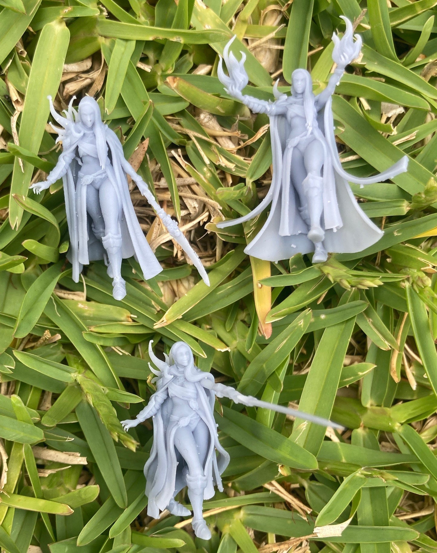 Sadist Elf (3 Variants) - Epic Miniatures