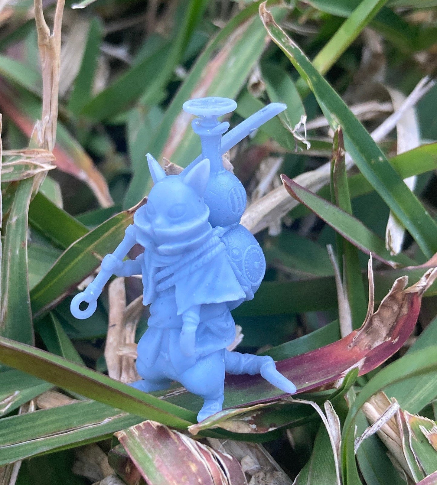 Wandering Neko (3 Variants Available) - Epic Miniatures