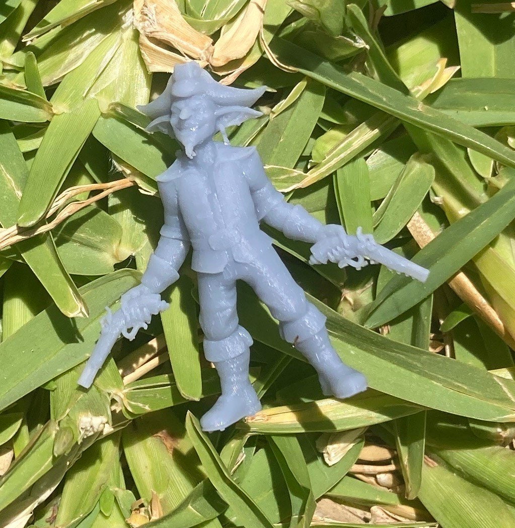 Goblin Pirate (3 Variants Available) - Epic Miniatures