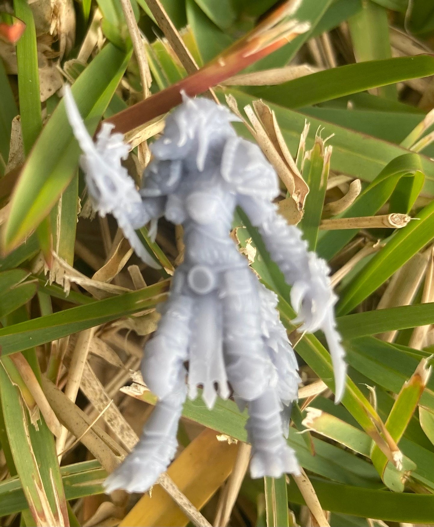 Werewolf Adventurer - Female (3 Variants Available) - Epic Miniatures