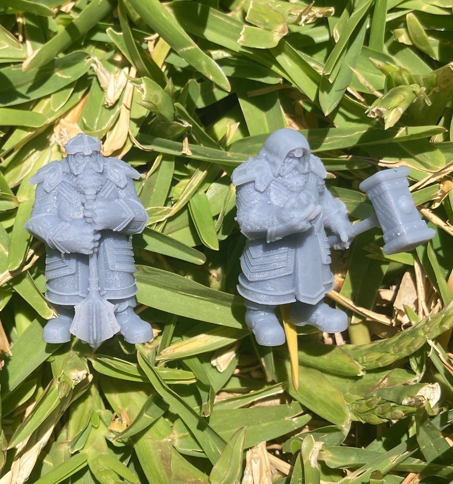 Nordic Dwarf (3 Variants Available) - Epic Miniatures