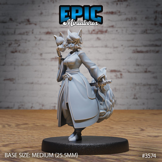 Kitsune Spirit Warrior (3 Variants Available) - Epic Miniatures