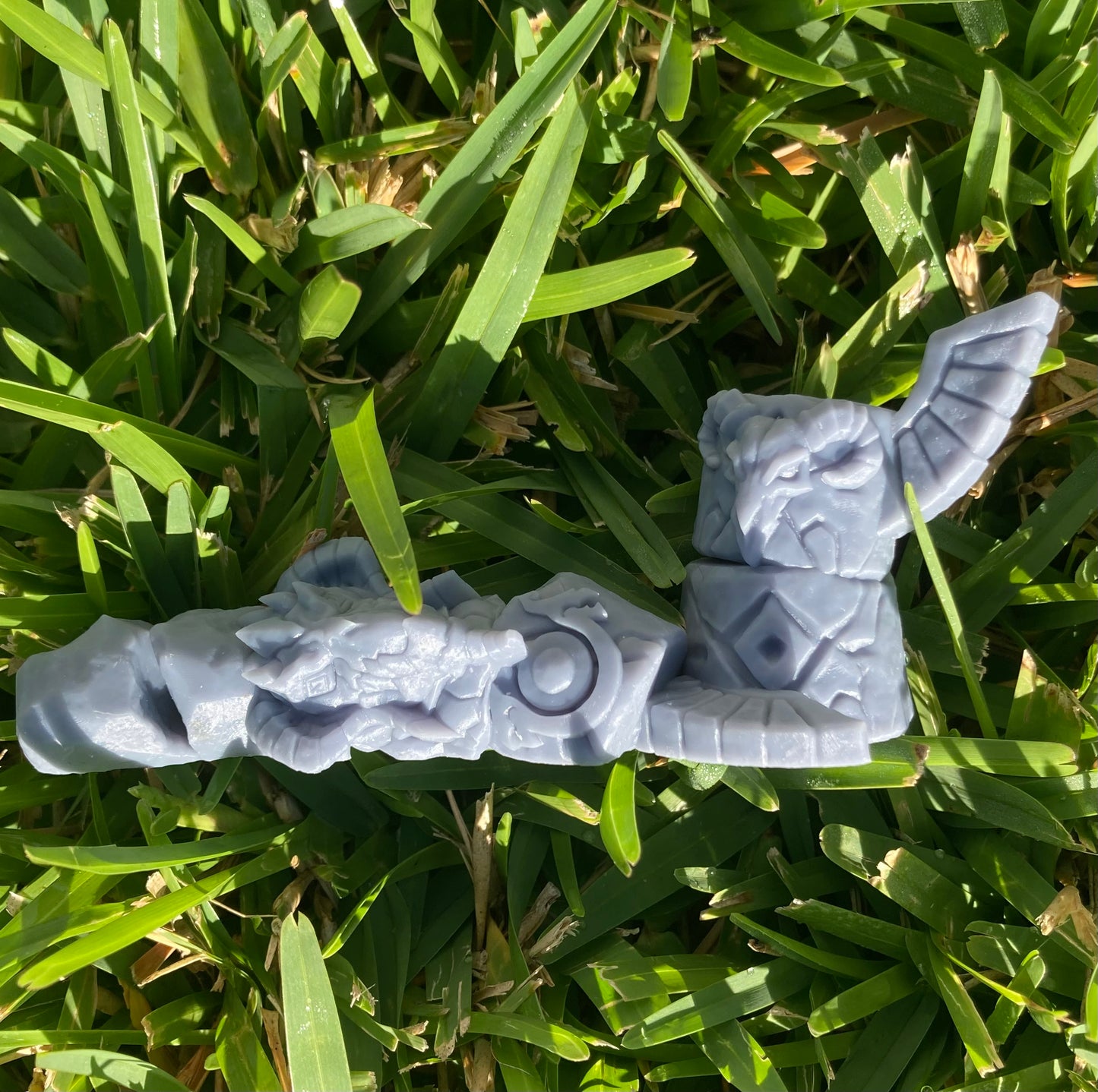Dragonpeak Totems - Terrain Kit - Artisan Guild