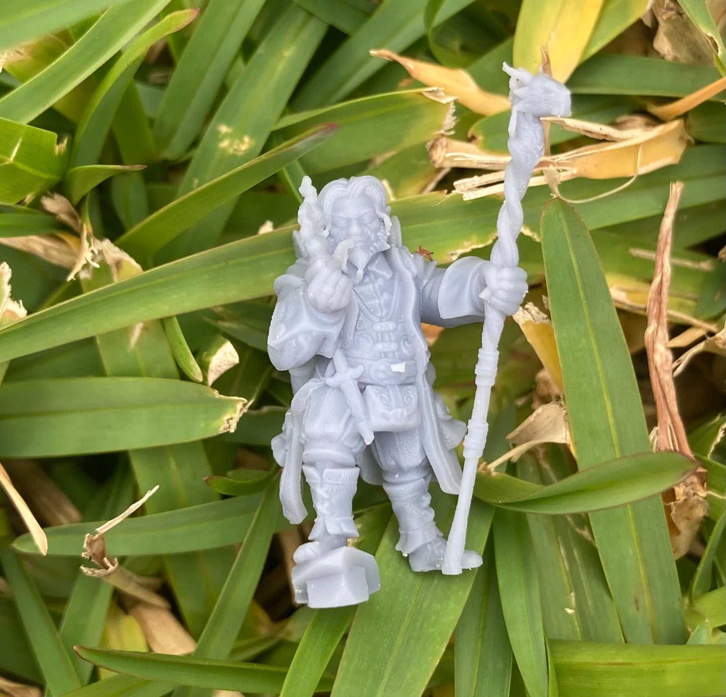 Halfling Adventurer (3 Variants Available) - Epic Miniatures