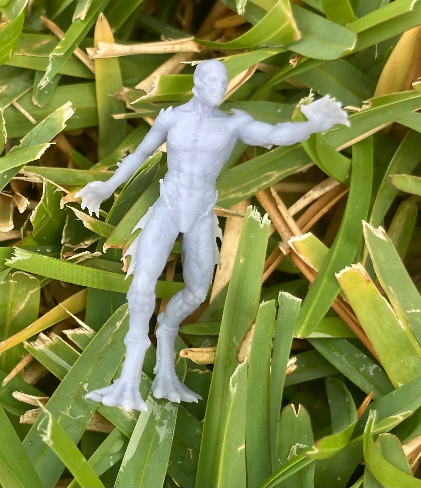 Deep One - Male (3 Variants) - Epic Miniatures
