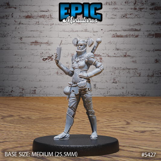 Raider Female (3 Variants Available) - Epic Miniatures