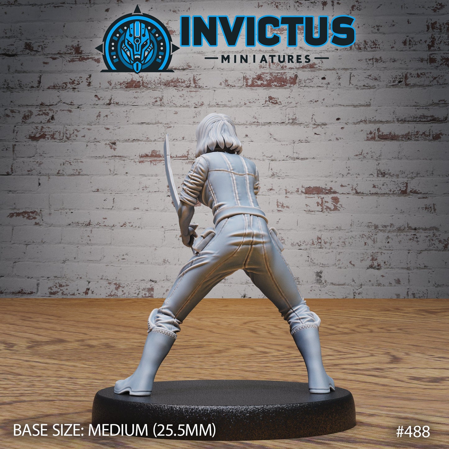 Reporter Girl (3 Variants Available) - Invictus Miniatures
