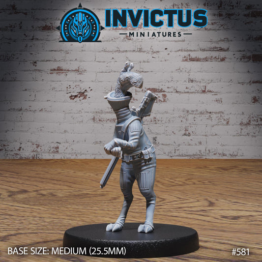 Alien Underdog (3 Variants Available) - Invictus Miniatures