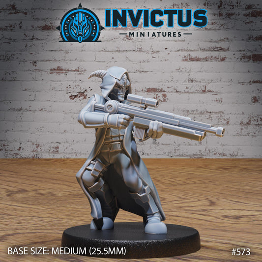 Alien Headhunter - Invictus Miniatures