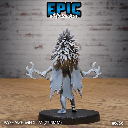 Amazoness (5 Variants Available) - Epic Miniatures