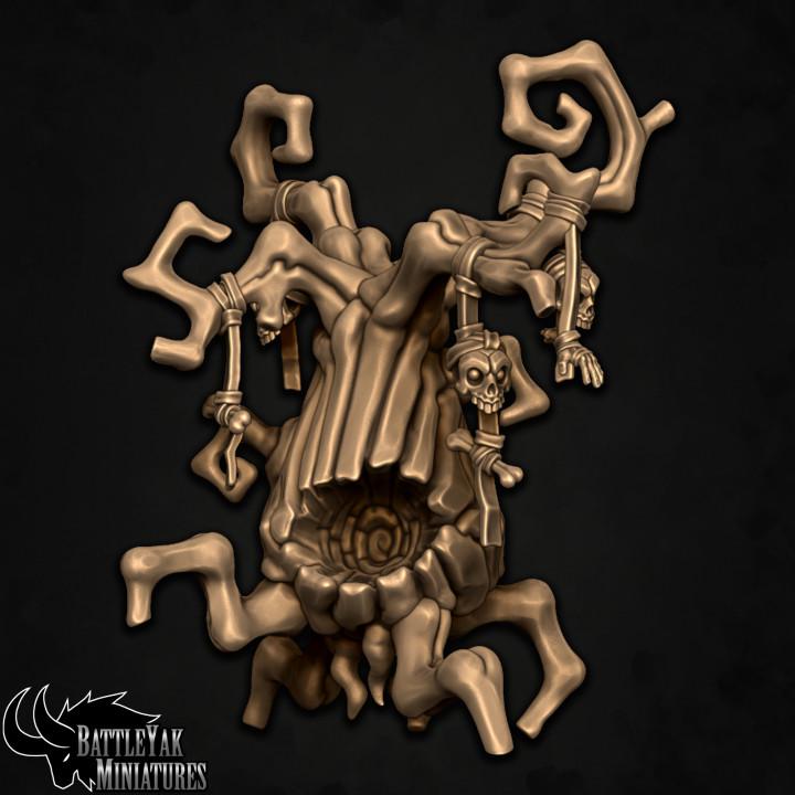 Wyrdquad Gloomwitch on Cankerwood Treant - Battle Yak