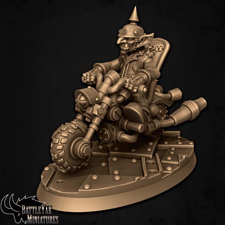 Skumbike Rider Gang, Motorbikes (6 Variants Available) - Battle Yak