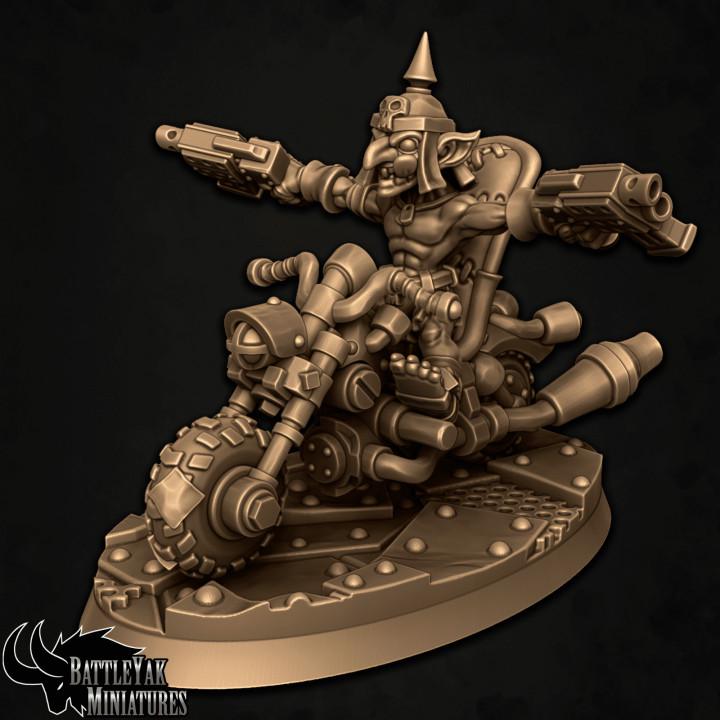 Skumbike Rider Gang, Motorbikes (6 Variants Available) - Battle Yak