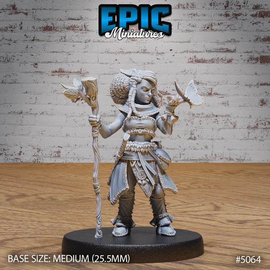 Halfling Druid (3 Variants Available) - Epic Miniatures