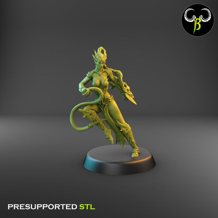 Spider Cultists, Dark Elf Whip & Shield Squad (9 Variants Available) - Clay Beast Creations