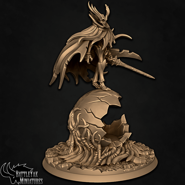 Pale Knight, Cloaked Insectoid Hero (2 Variants Available) - Battle Yak