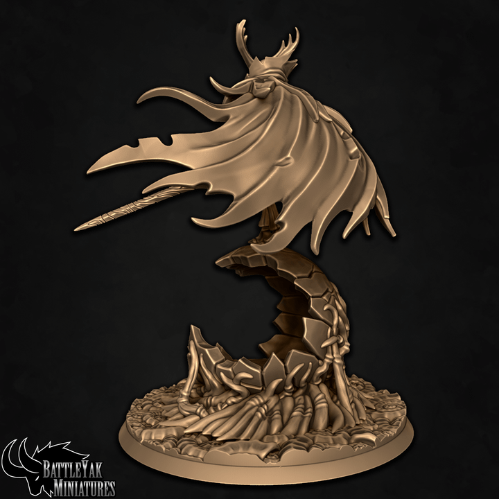 Pale Knight, Cloaked Insectoid Hero (2 Variants Available) - Battle Yak
