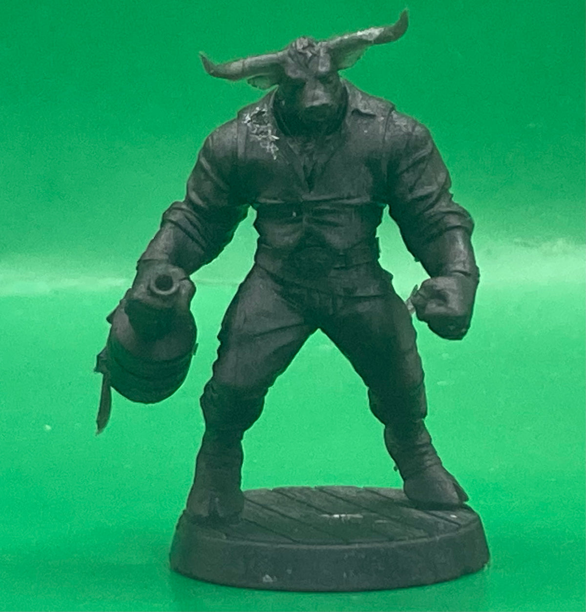 Taurlen Blackhide, Drunken Brawler - Dragon Trapper's Lodge