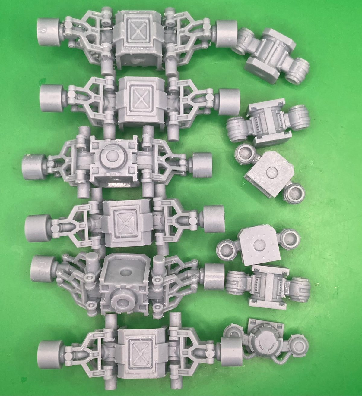 Line Breaker Colossus (2 Variants Available) - Print Minis