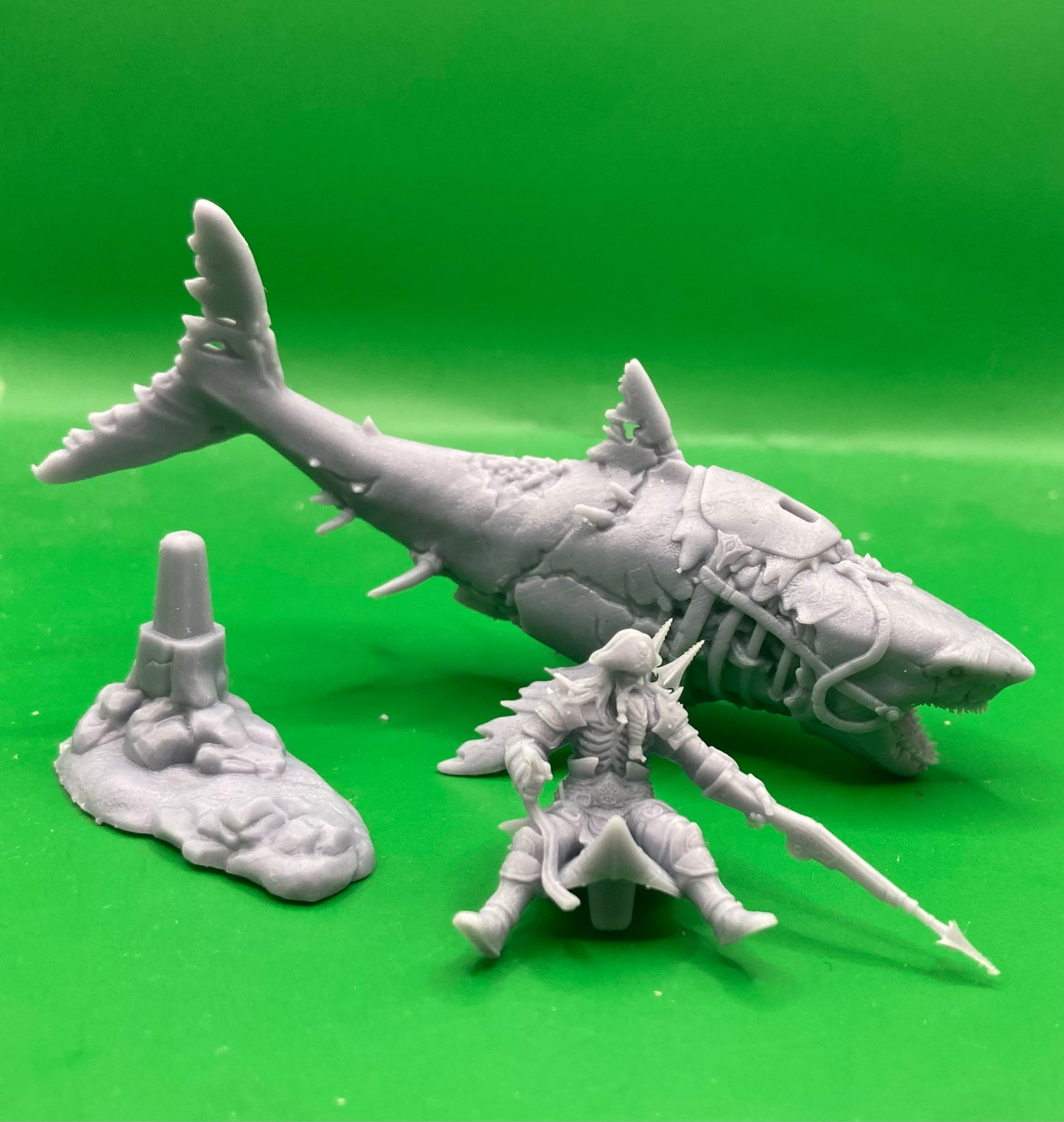 Cursed Captain riding a Zombie Shark - Epic Miniatures