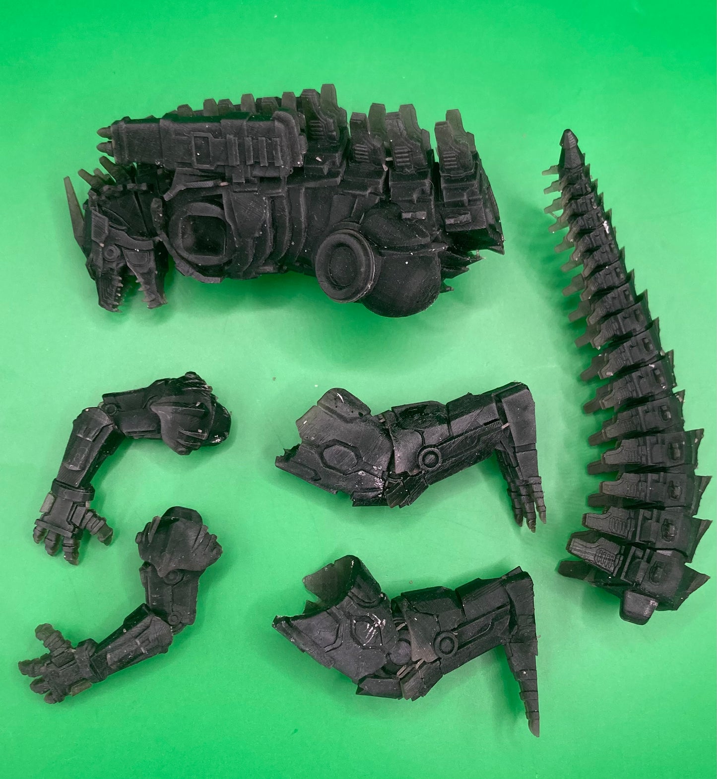 Mecha Atomic Kaiju (5 Variants Available) - Invictus Miniatures