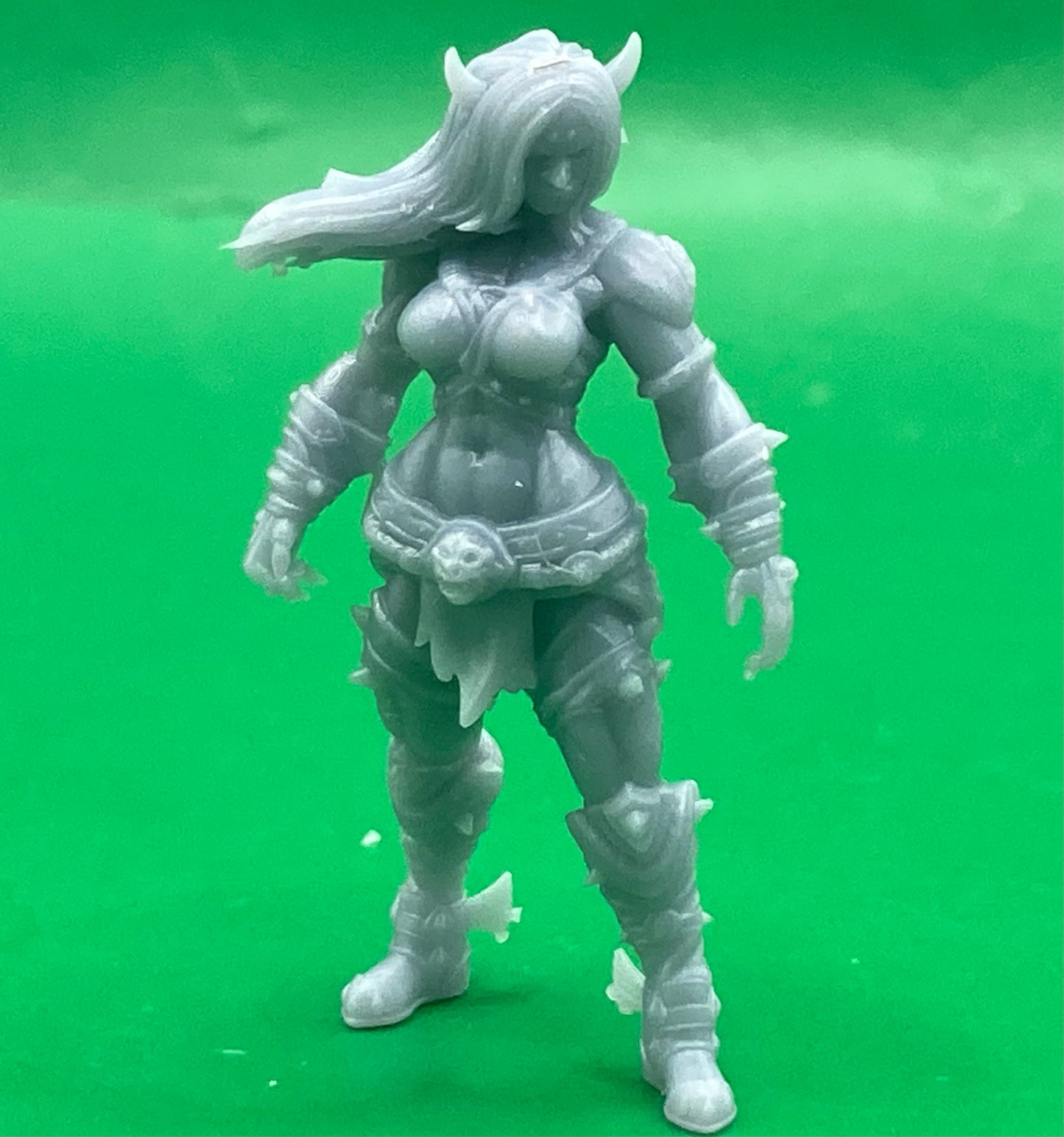 Orc Tiefling Female (3 Variants Available) - Epic Miniatures
