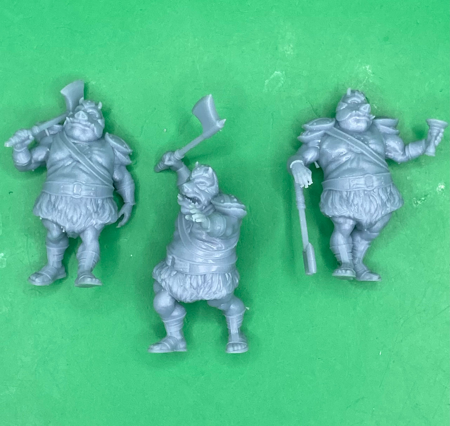 Space Boar Thug (3 Variants Available) - Invictus Miniatures