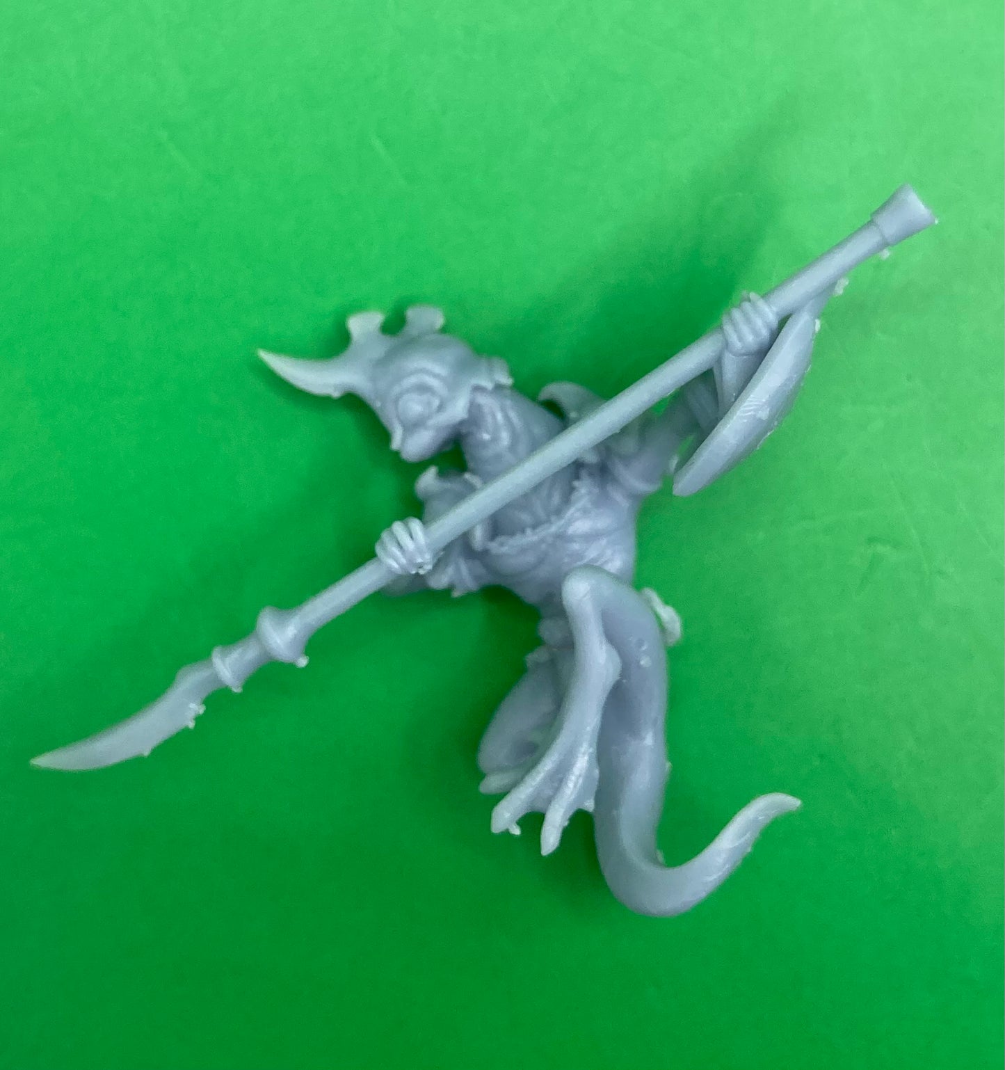 Fire Newt (3 Variants Available) - Epic Miniatures