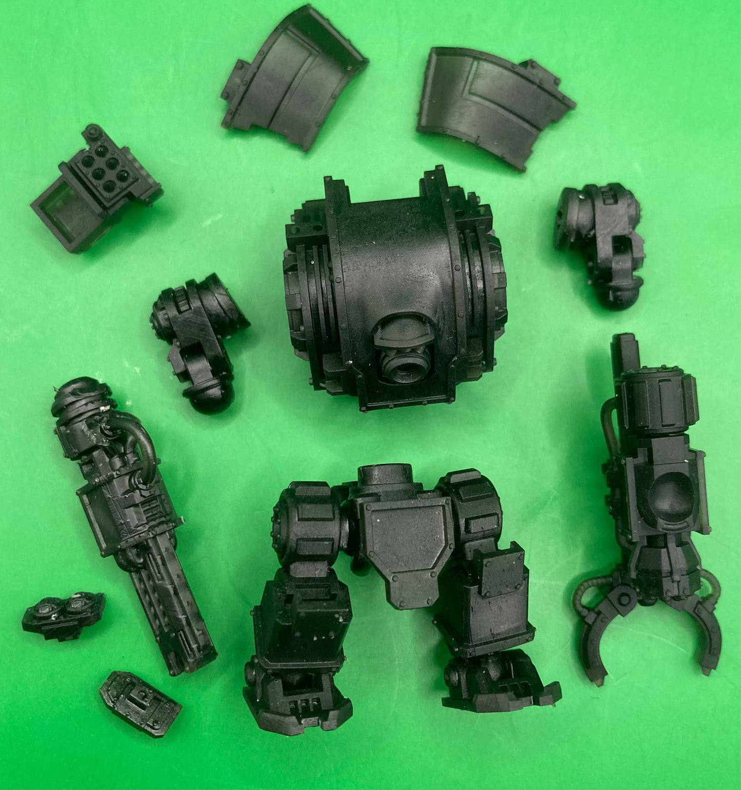 Adjudicator Brute Robots (3 Variants Available) - Print Minis