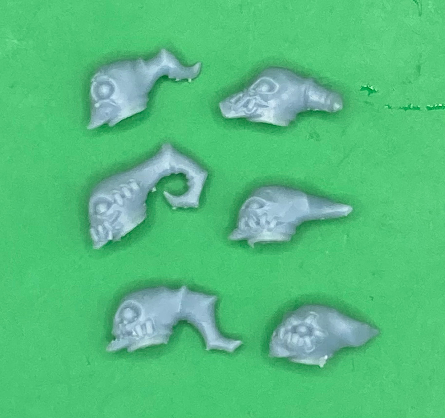 Candlejack Heads, Customisation Pack - 32mm Scale (16 Variants Available) - Battle Yak
