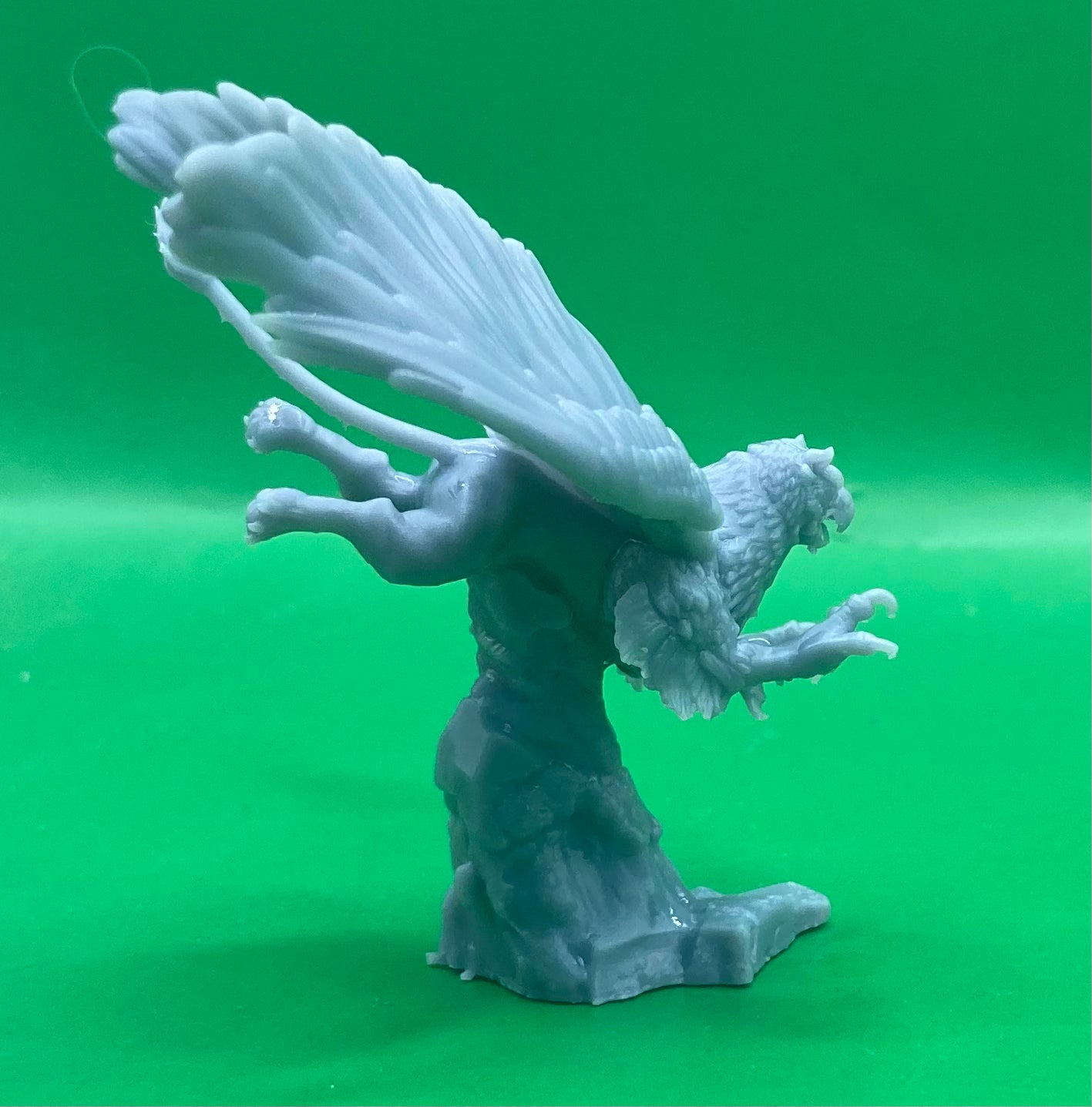 Griffin (4 Variants Available) - Epic Miniatures