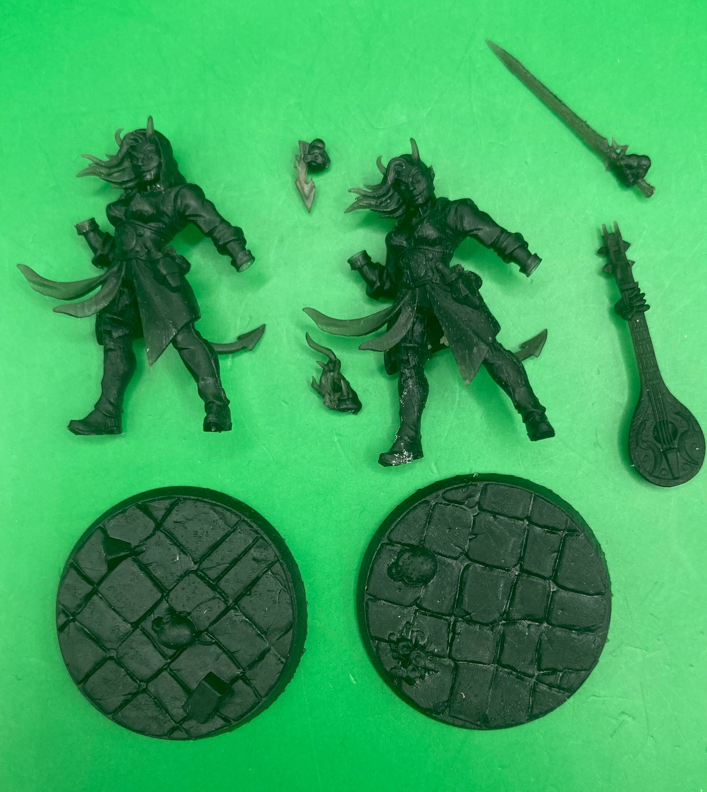 Mezzalfiend Trickster E (2 Variants Available) - Artisan Guild