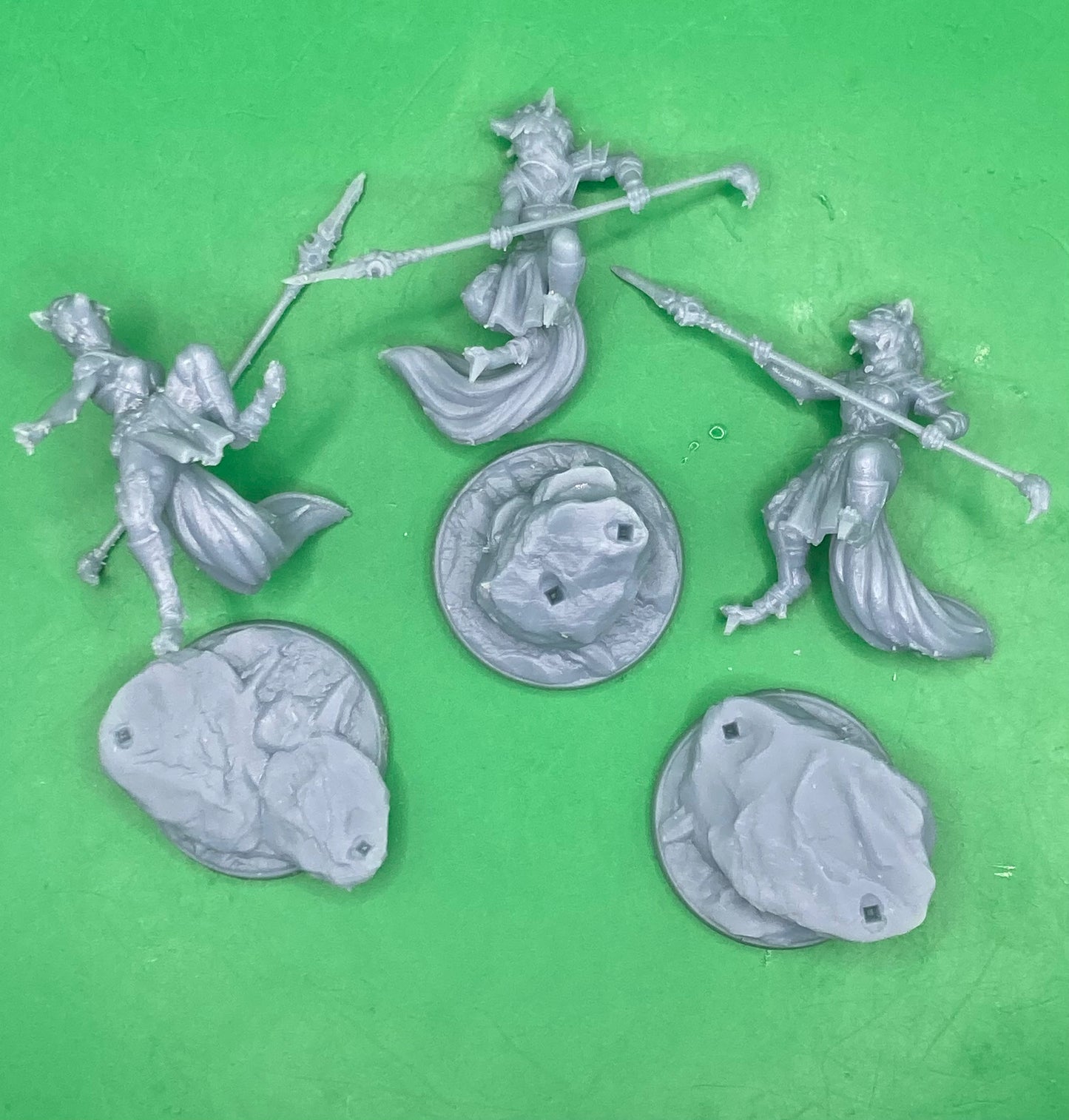 Spirit Trackers - Spear Squad (3 Variants Available) - Dragon Trapper's Lodge