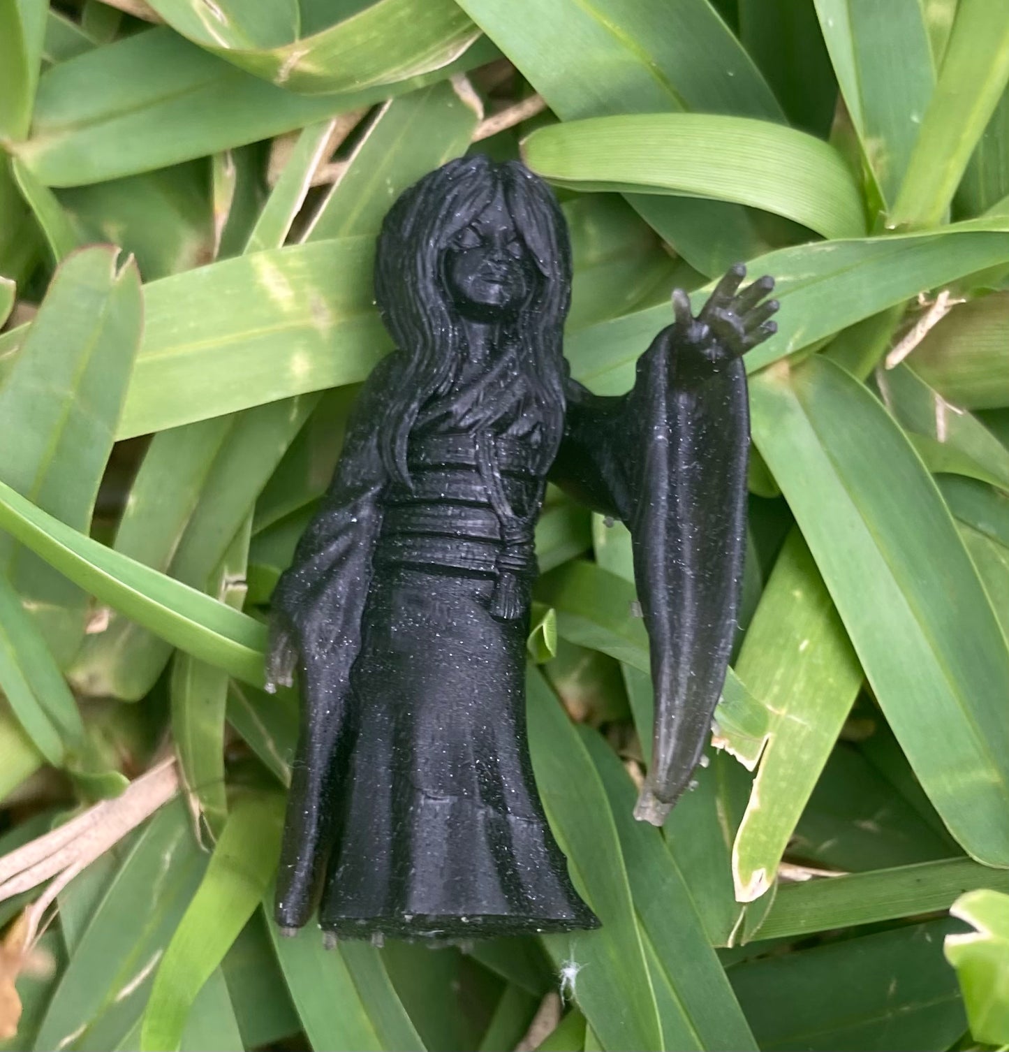 Ghost Girl (3 Variants Available) - Epic Miniatures