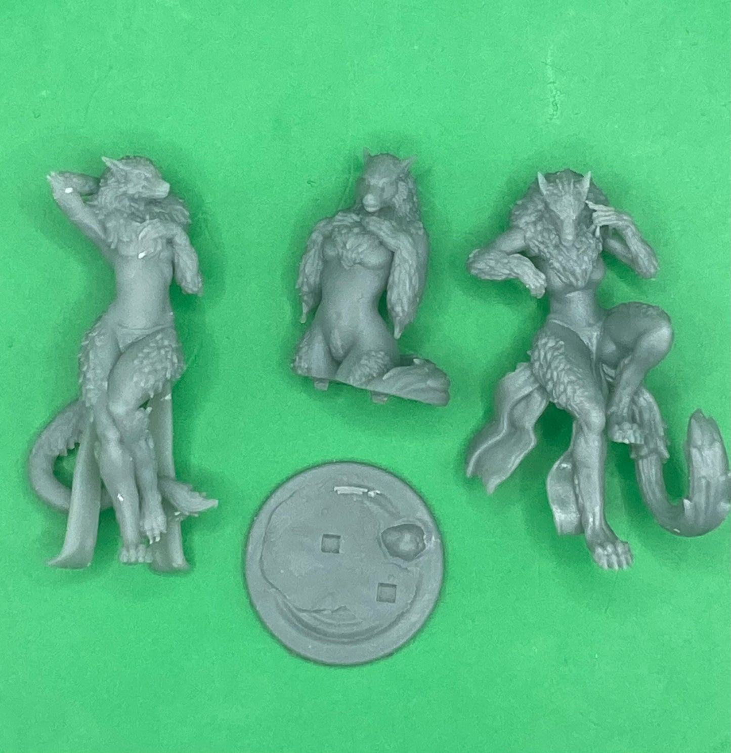 Werewolf Female (3 Variants Available) - Epic Miniatures