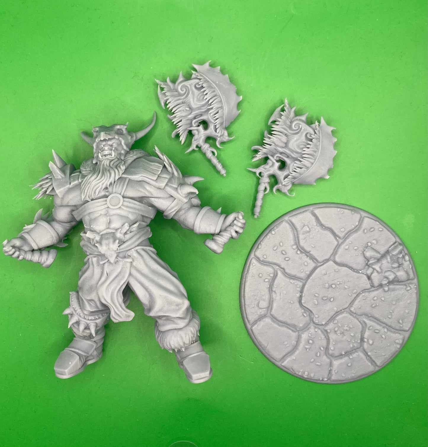 Frost Giant Warrior (4 Variants) - Epic Miniatures
