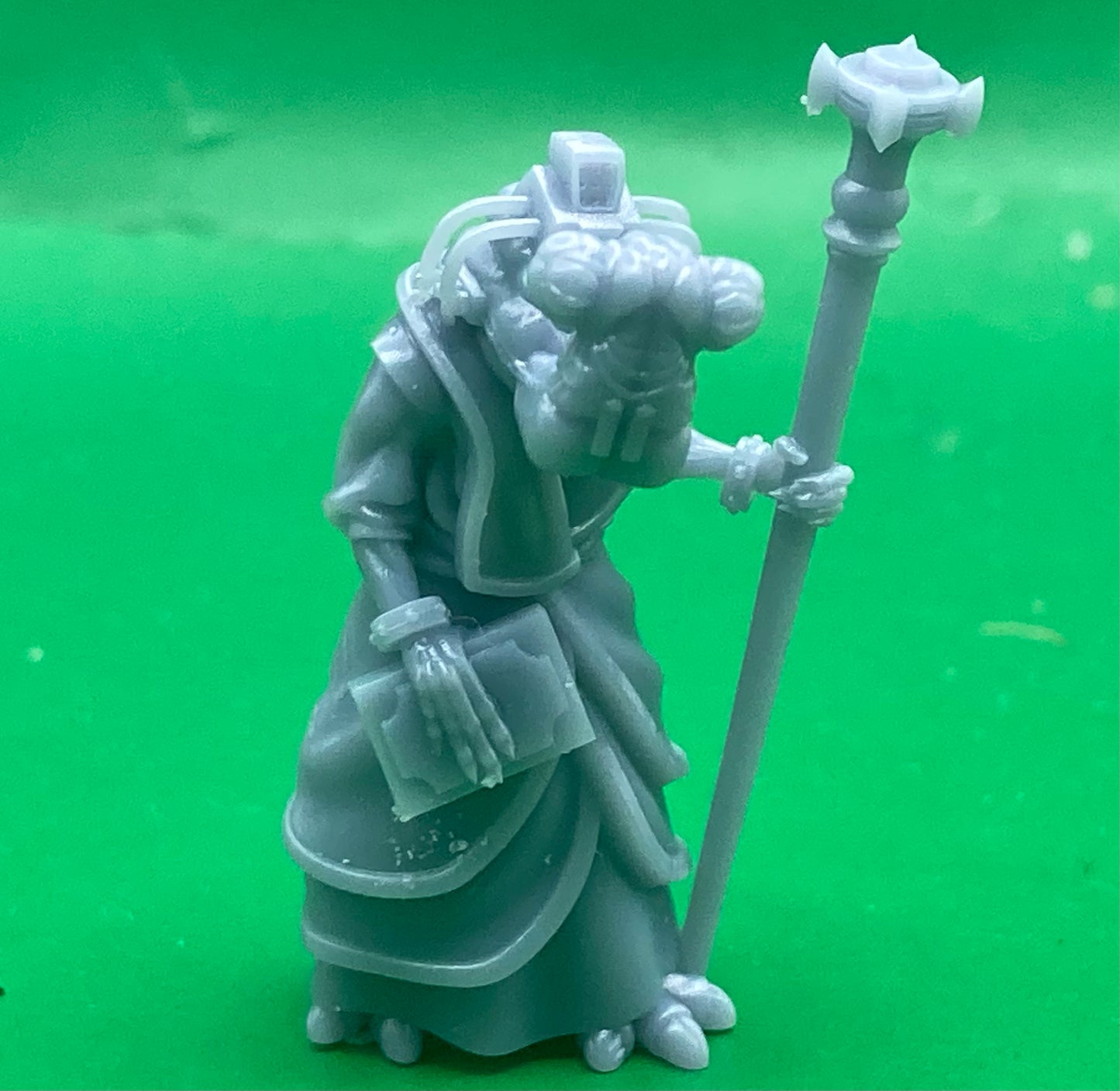 Spy Diplomat (3 Variants Available) - Invictus Miniatures