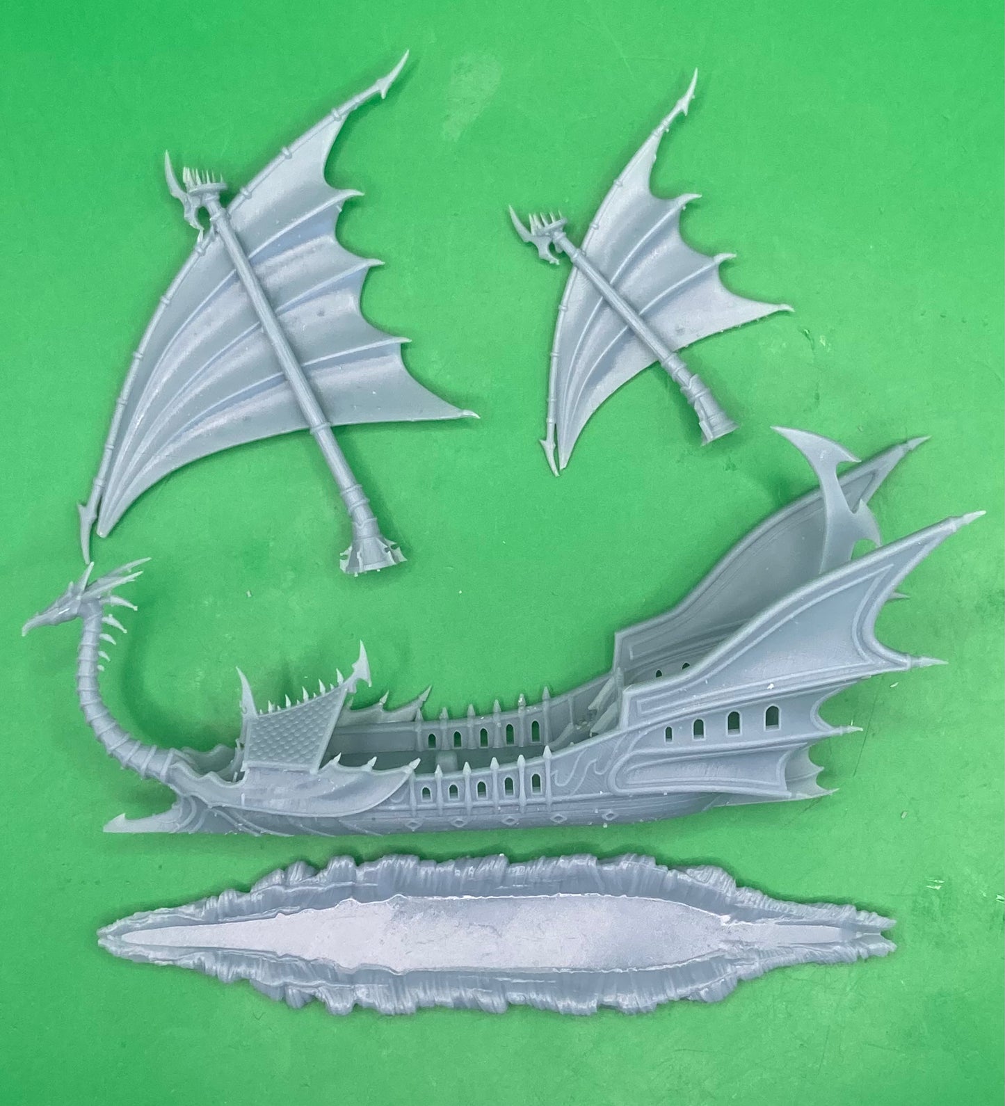Dark Elf Ship, The Crescent (Playable Terrain Piece) - Epic Miniatures