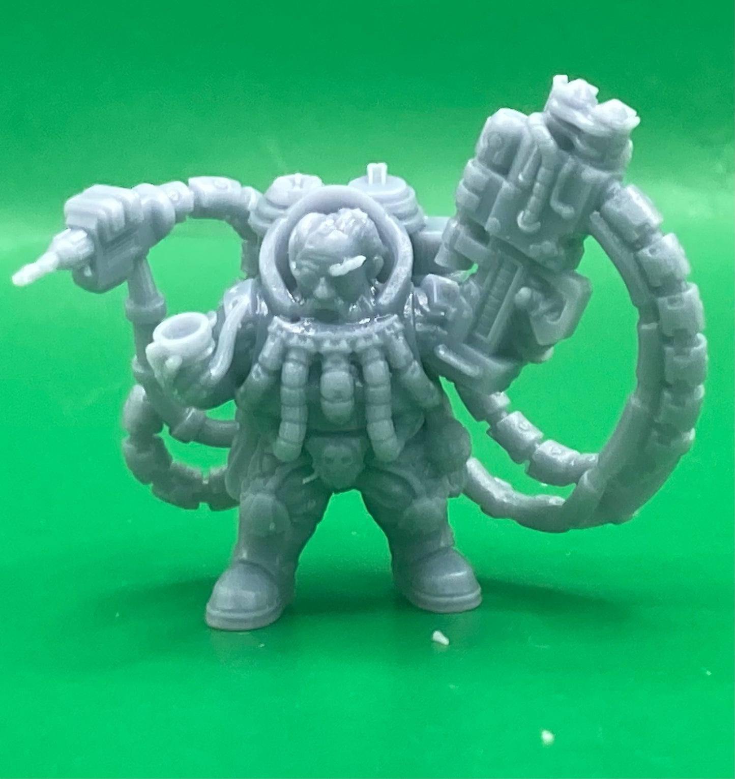 Maclared, Engineer with Clan Robot - Print Minis