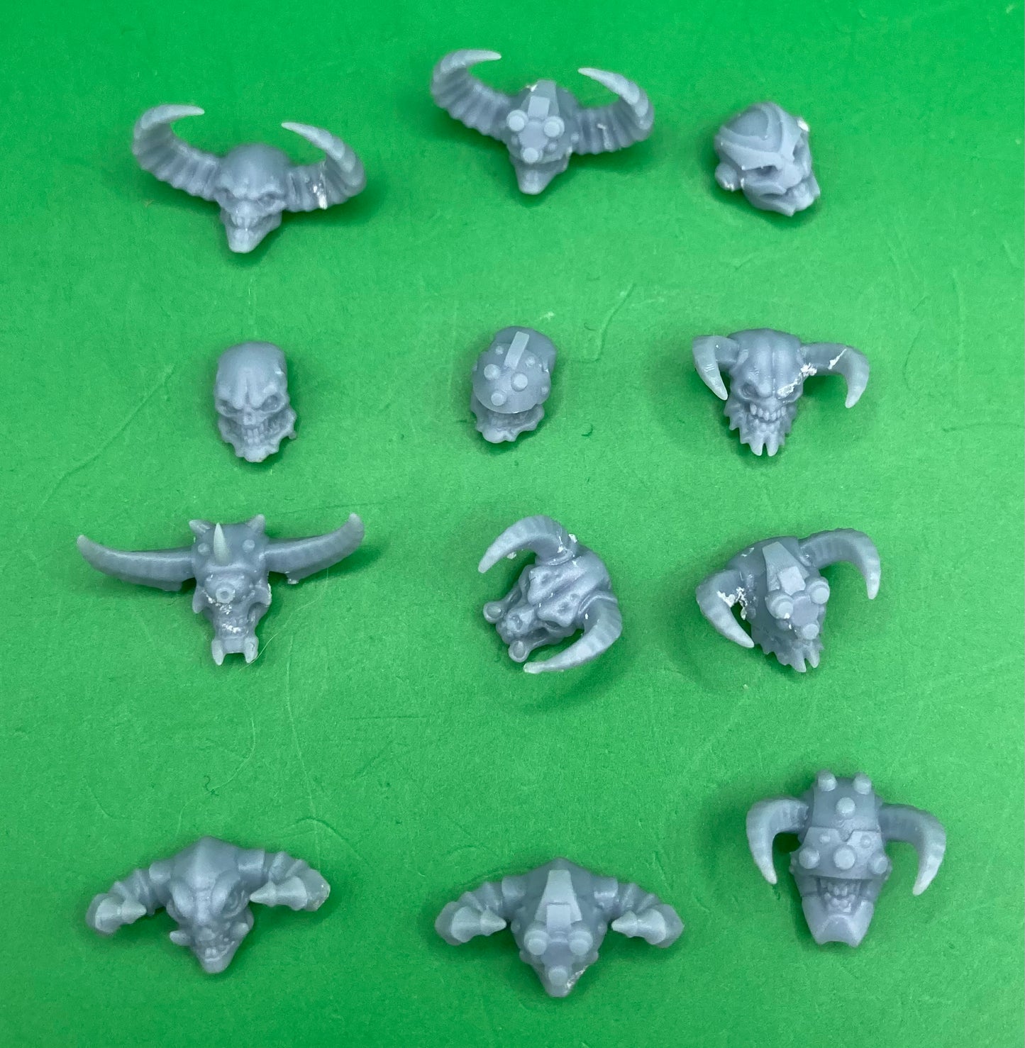 Infernal Hellcog Heads, Customisation Pack - 32mm Scale (12 Variants Available) - Battle Yak