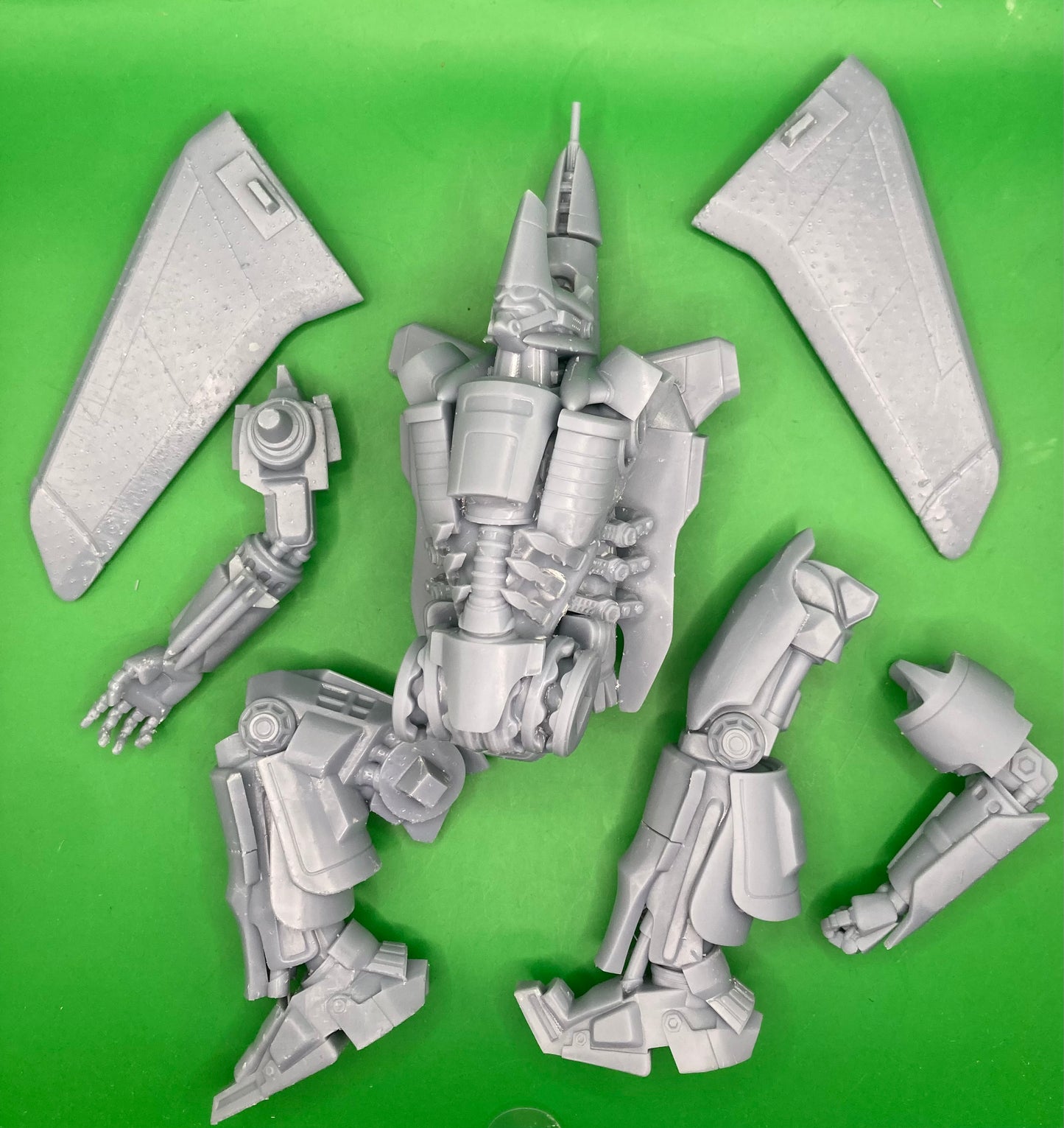 Jet Robot (3 Variants Available) - Invictus Miniatures