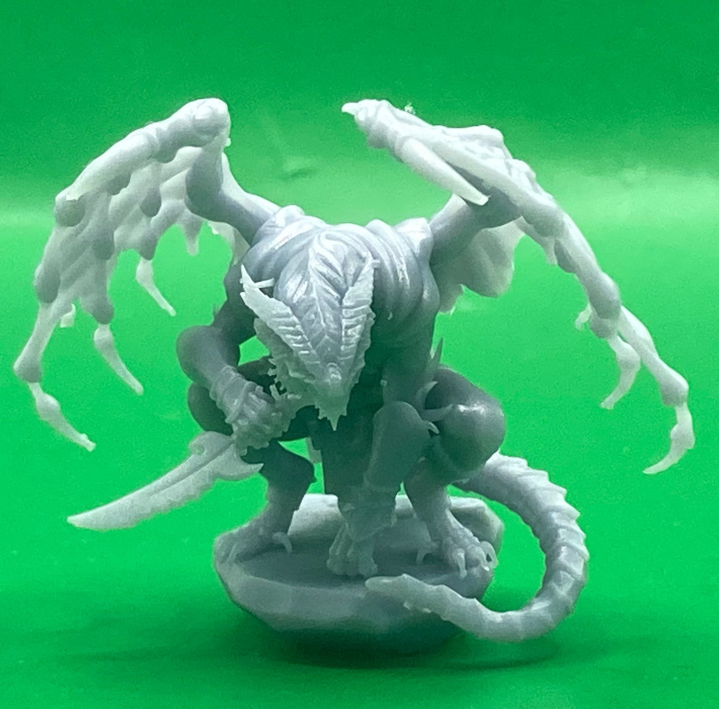 Draconian Rogue (3 Variants Available) - Epic Miniatures