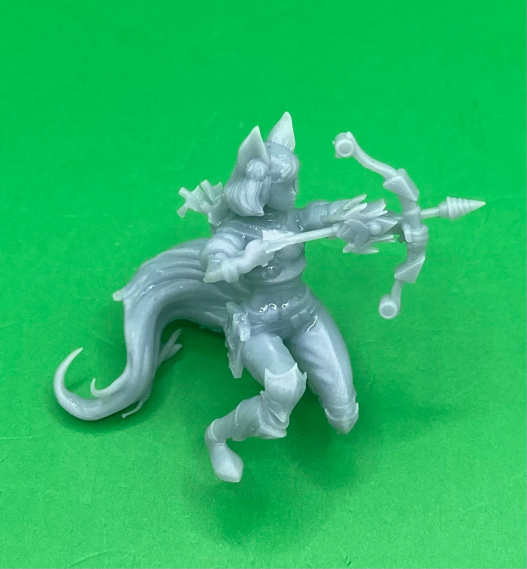 Fennec Girl (3 Variants Available) - Epic Miniatures