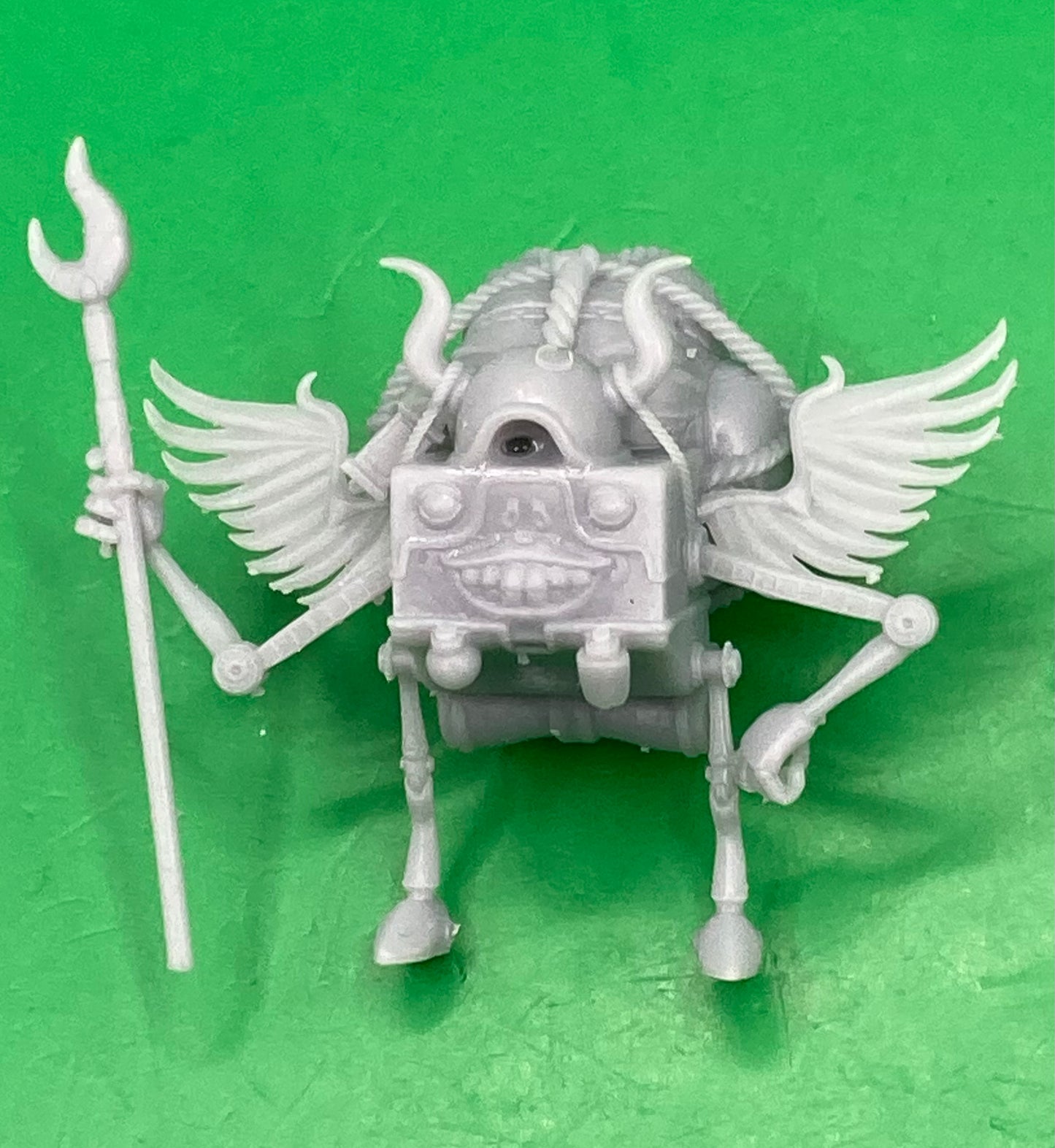 Quadrone Adventurer - Epic Miniatures