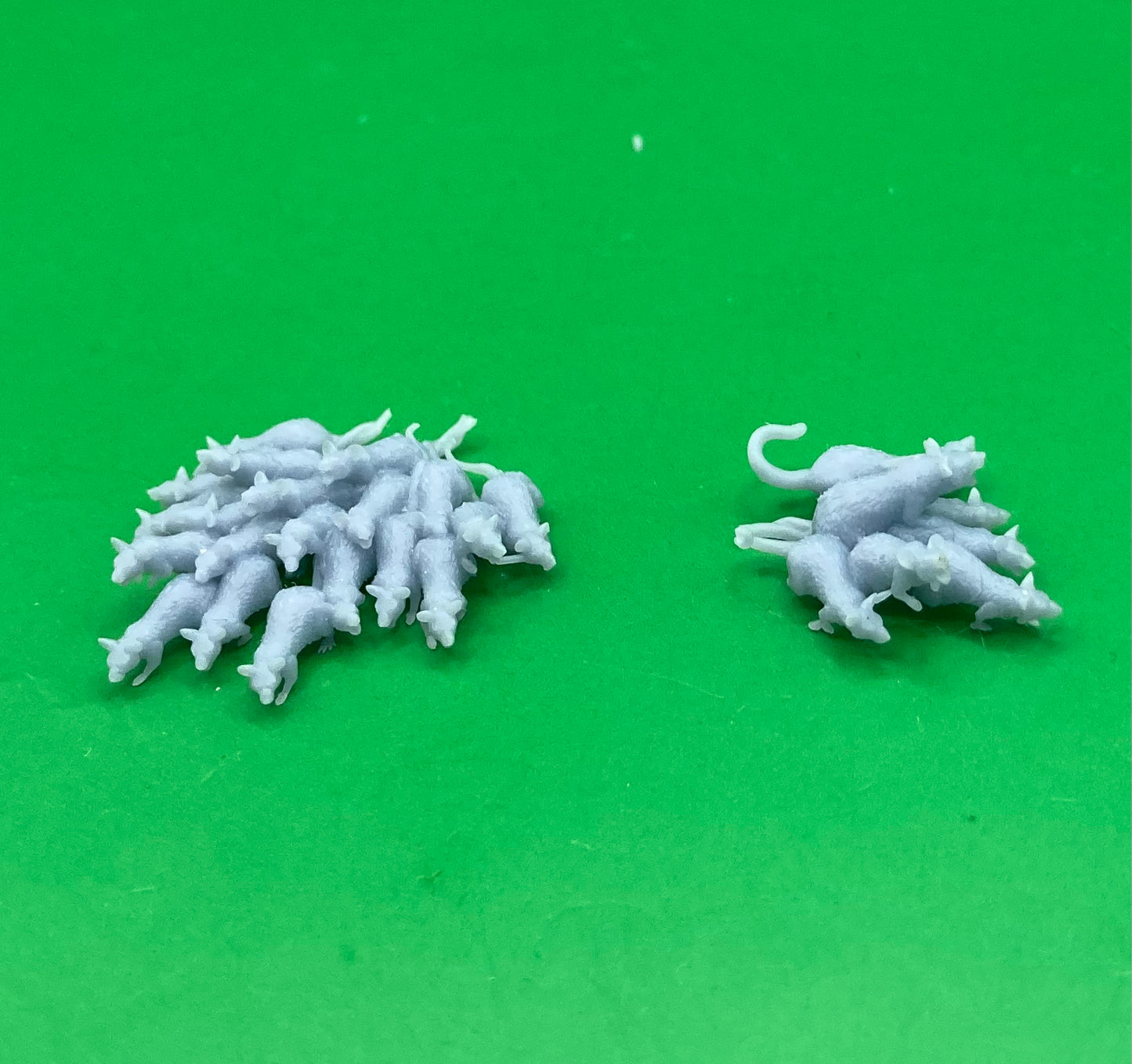 Rat Swarm (2 Variants Available) - Epic Miniatures