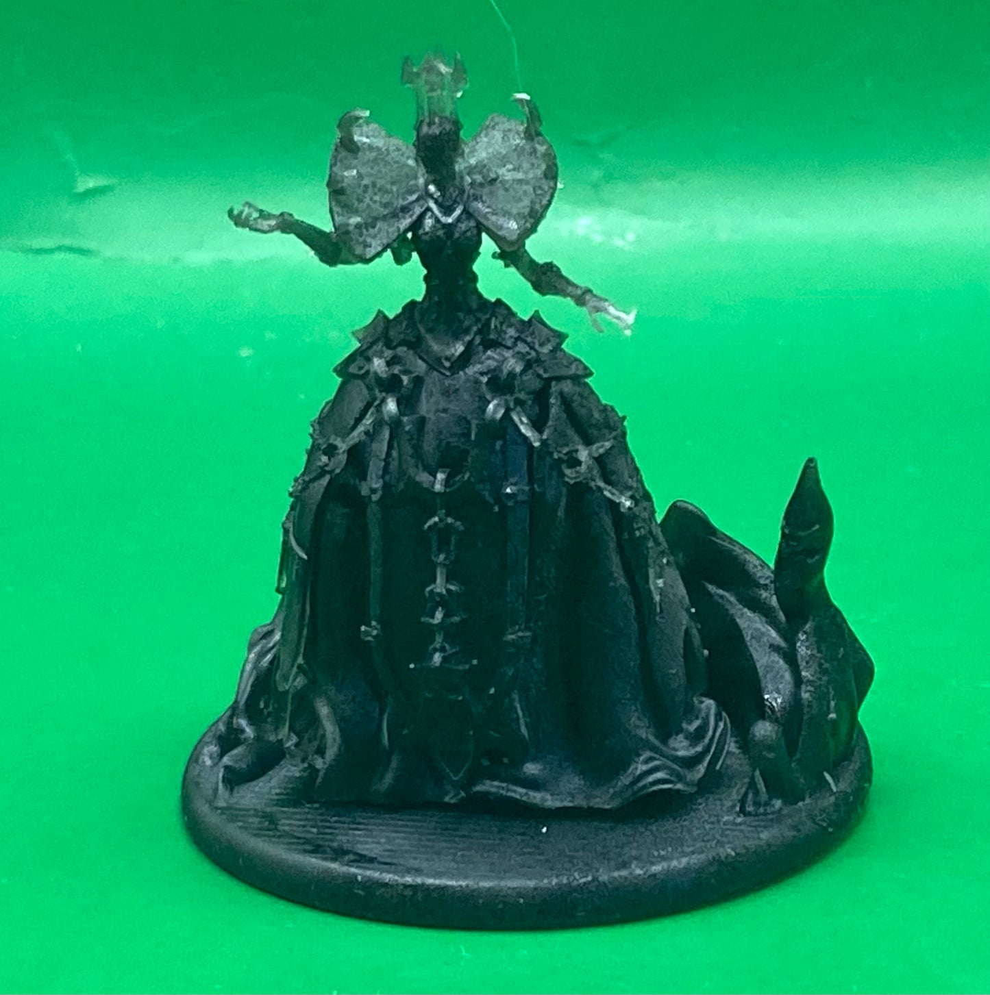 Construct Queen (3 Variants Available) - Epic Miniatures